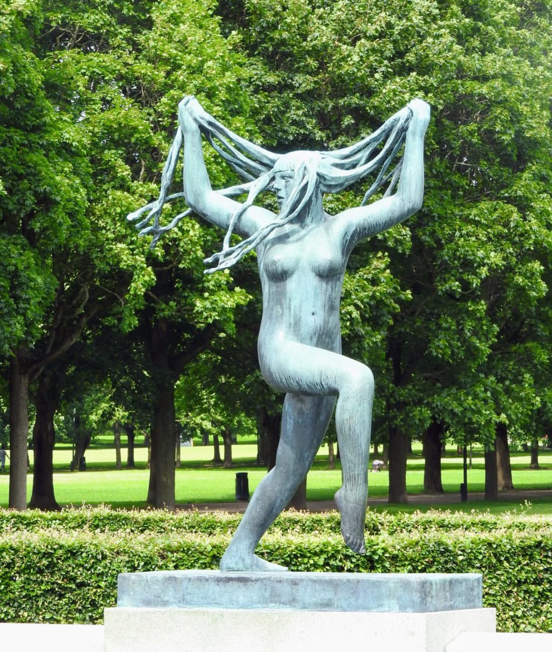 Vigeland sculpture park, Oslo, Women with long hair