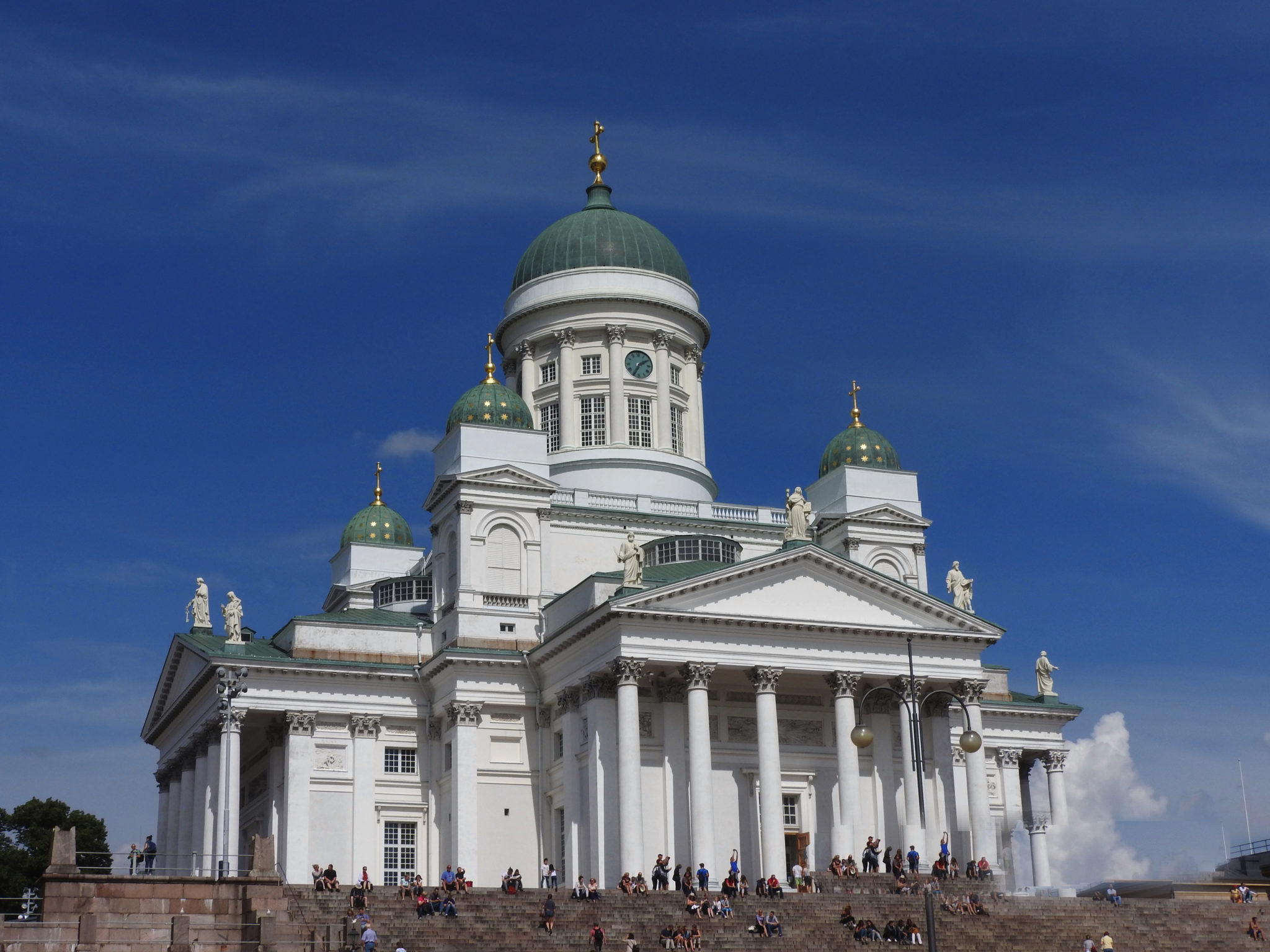 Finnish Lutheran Cathedral, Helsinki, Elaborate neoclassical style front with green Orthodox-style onion domes