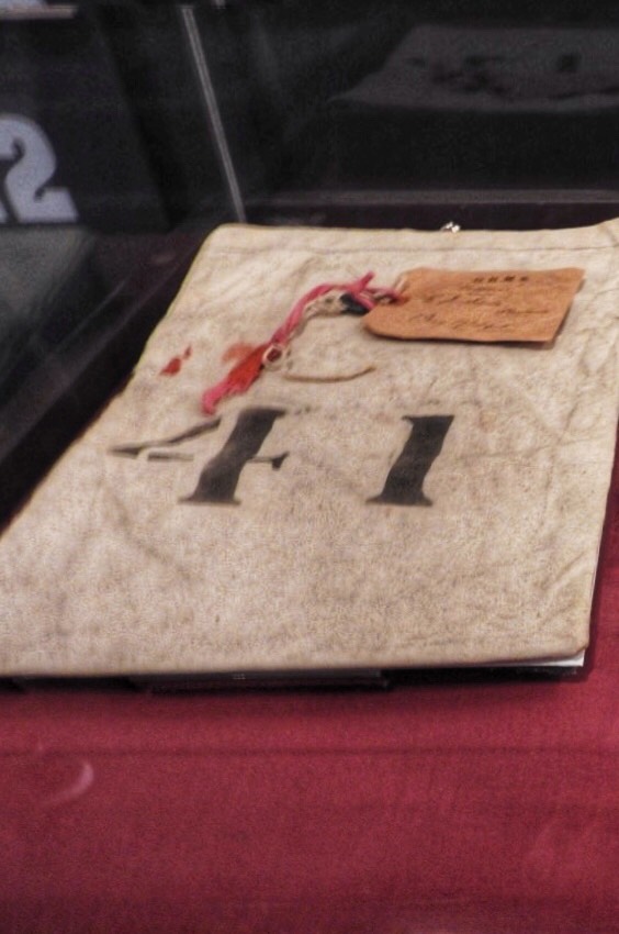 Canvas bag with "41" painted in black